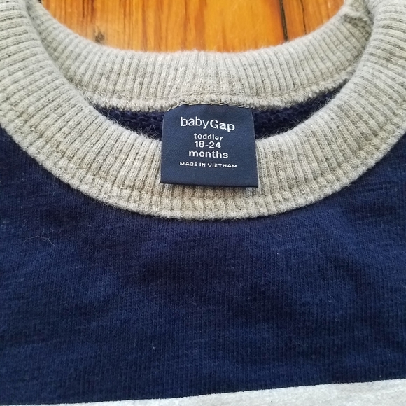 Baby Gap Sweatshirt and T Shirt Bundle 18-24 Month - Picture 4 of 7